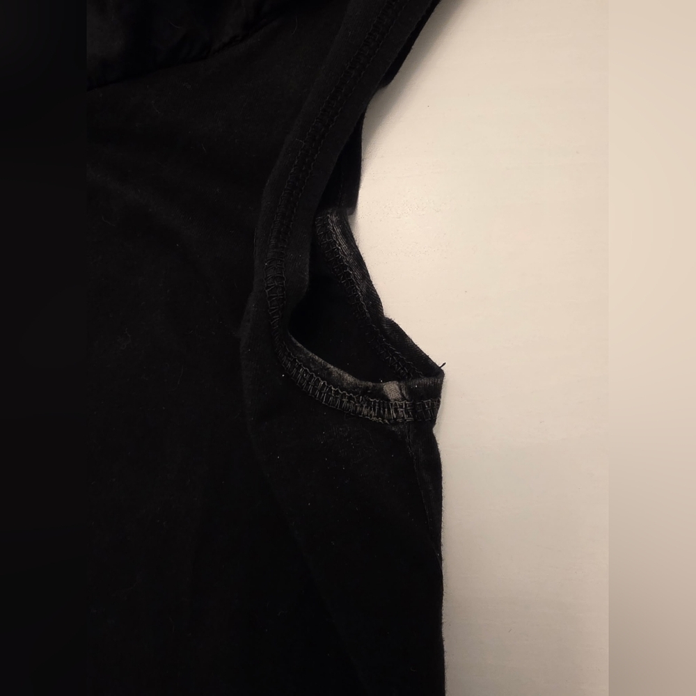 Luna Luz Women's Black Off Shoulder Ruffle Top ~ Size Large - Picture 8 of 8